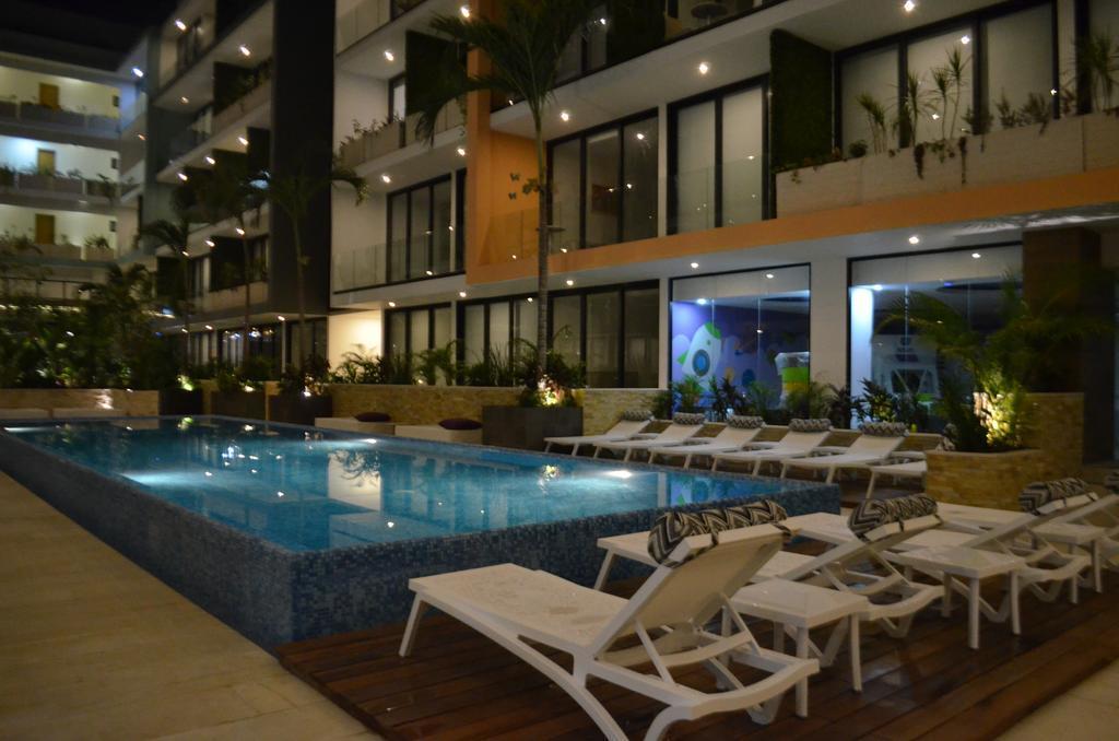 The City Luxury Suites Playa del Carmen Dış mekan fotoğraf