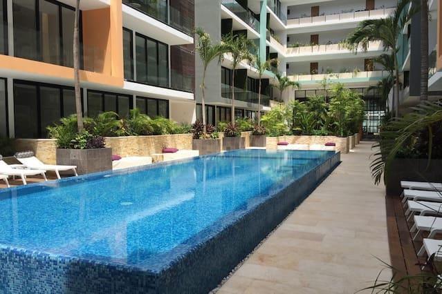 The City Luxury Suites Playa del Carmen Dış mekan fotoğraf